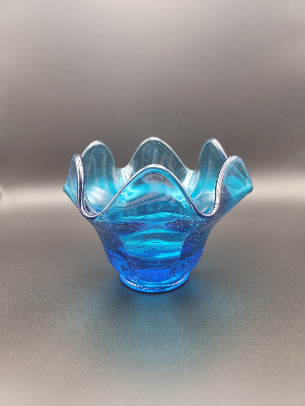 Vintage L.E. Smith Crimped Peacock Blue Glass Bowl
